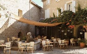 Le Moulin, Lourmarin, A Beaumier Hotel